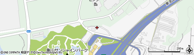 三重県亀山市布気町812周辺の地図