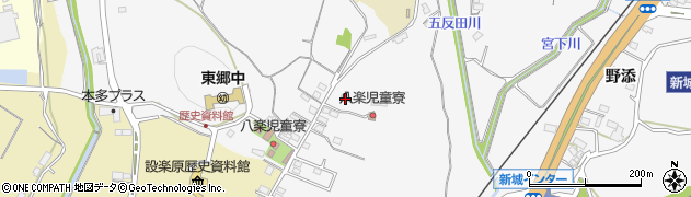 愛知県新城市八束穂942周辺の地図