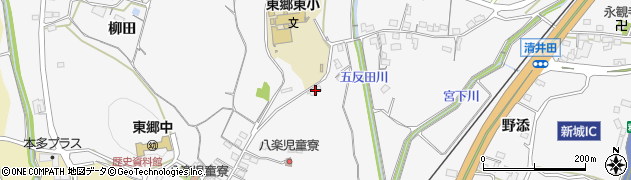 愛知県新城市八束穂933周辺の地図
