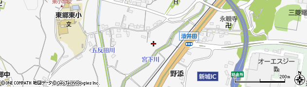 愛知県新城市八束穂（的場）周辺の地図