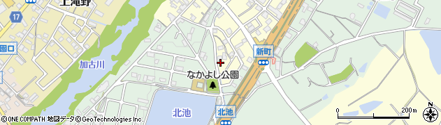 兵庫県加東市新町233周辺の地図