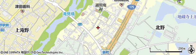 兵庫県加東市新町305周辺の地図