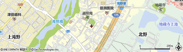 兵庫県加東市新町318周辺の地図
