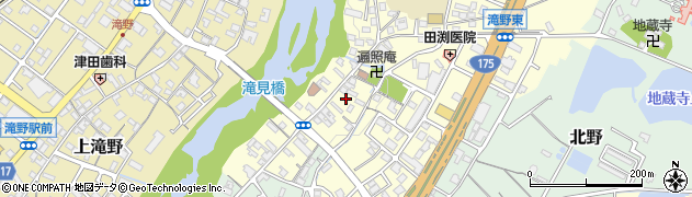 兵庫県加東市新町208周辺の地図