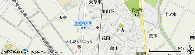 愛知県安城市安城町亀山下17周辺の地図