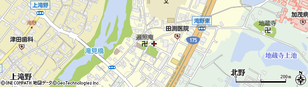 兵庫県加東市新町186周辺の地図