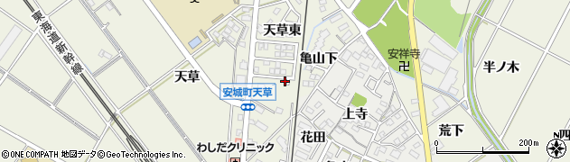 愛知県安城市安城町亀山下16周辺の地図