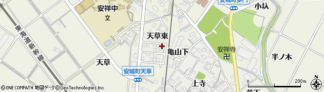 愛知県安城市安城町亀山下12周辺の地図
