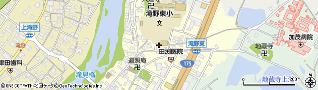 兵庫県加東市新町138周辺の地図