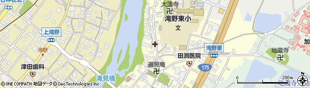 兵庫県加東市新町54周辺の地図