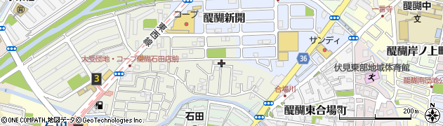 京都府京都市伏見区石田大受町15周辺の地図