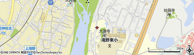 兵庫県加東市新町74周辺の地図
