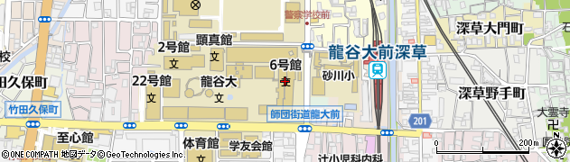 龍谷大学深草学舎財務部　経理課周辺の地図