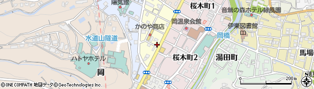 丸圭洋服店周辺の地図