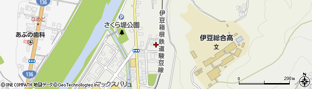 静岡県伊豆市柏久保1412周辺の地図