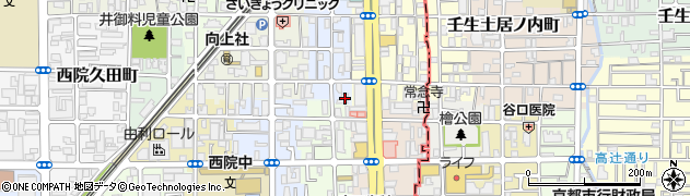 京都府京都市右京区西院西三蔵町30周辺の地図