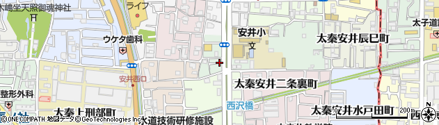 京都府京都市右京区太秦安井柳通町周辺の地図