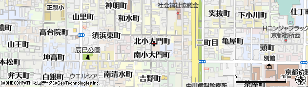 京都府京都市上京区北小大門町553周辺の地図