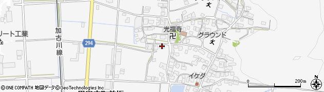 兵庫県西脇市黒田庄町前坂222周辺の地図