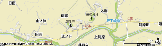 愛知県豊田市坂上町中屋敷4周辺の地図