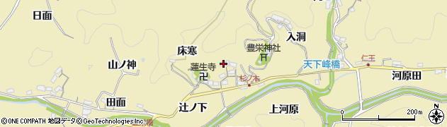 愛知県豊田市坂上町中屋敷2周辺の地図