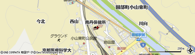 京都府南丹広域振興局　健康福祉部・南丹保健所周辺の地図