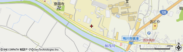 千葉県鴨川市滑谷777周辺の地図