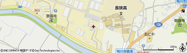 千葉県鴨川市滑谷220周辺の地図