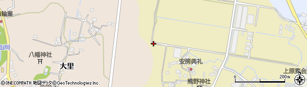 千葉県鴨川市滑谷551周辺の地図