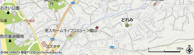 神奈川県三浦郡葉山町一色1882周辺の地図