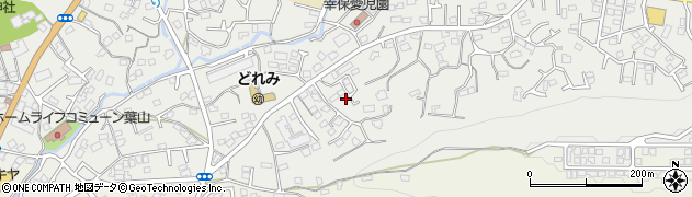 神奈川県三浦郡葉山町一色868周辺の地図