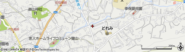 神奈川県三浦郡葉山町一色1853-14周辺の地図