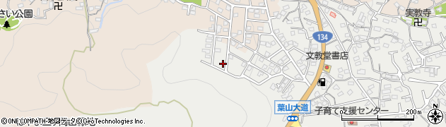 神奈川県三浦郡葉山町一色1567周辺の地図