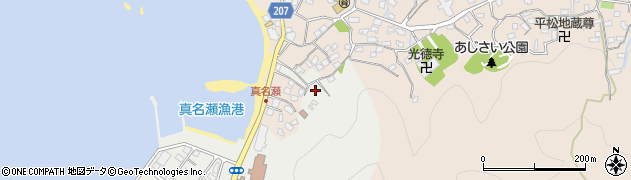神奈川県三浦郡葉山町一色2496周辺の地図