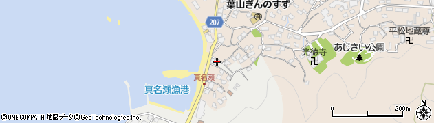 神奈川県三浦郡葉山町一色2502周辺の地図