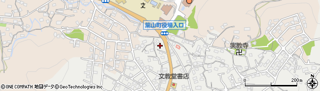 神奈川県三浦郡葉山町一色1384-7周辺の地図