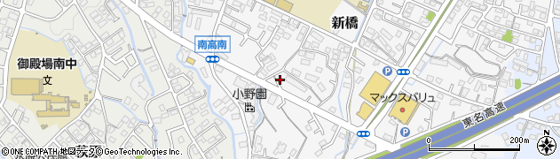静岡県御殿場市新橋1379周辺の地図