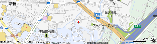 静岡県御殿場市新橋294-3周辺の地図