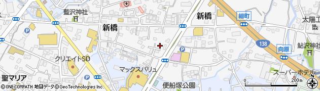 静岡県御殿場市新橋443周辺の地図
