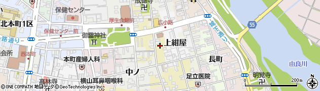 京屋化粧品店周辺の地図
