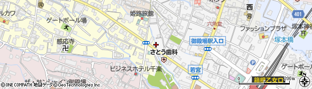 静岡県御殿場市新橋2075周辺の地図
