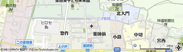 愛知県犬山市薬師前21周辺の地図