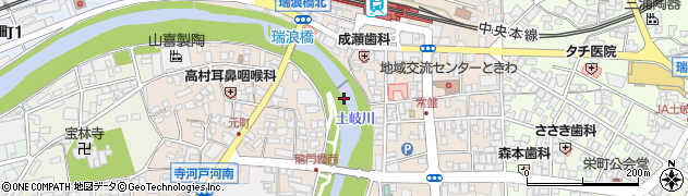 早川銃砲火薬店周辺の地図