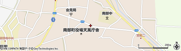 天萬庁舎周辺の地図