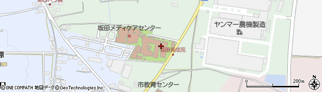 坂田青成苑周辺の地図