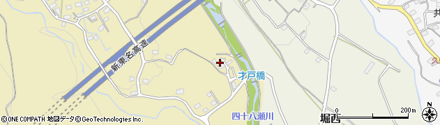 神奈川県秦野市三廻部57周辺の地図