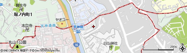 神奈川県横浜市磯子区上町11周辺の地図