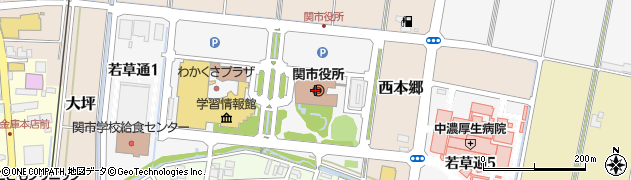 関市役所周辺の地図