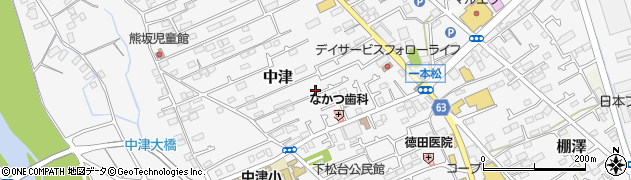 神奈川県愛甲郡愛川町中津714-4周辺の地図