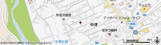 神奈川県愛甲郡愛川町中津584周辺の地図